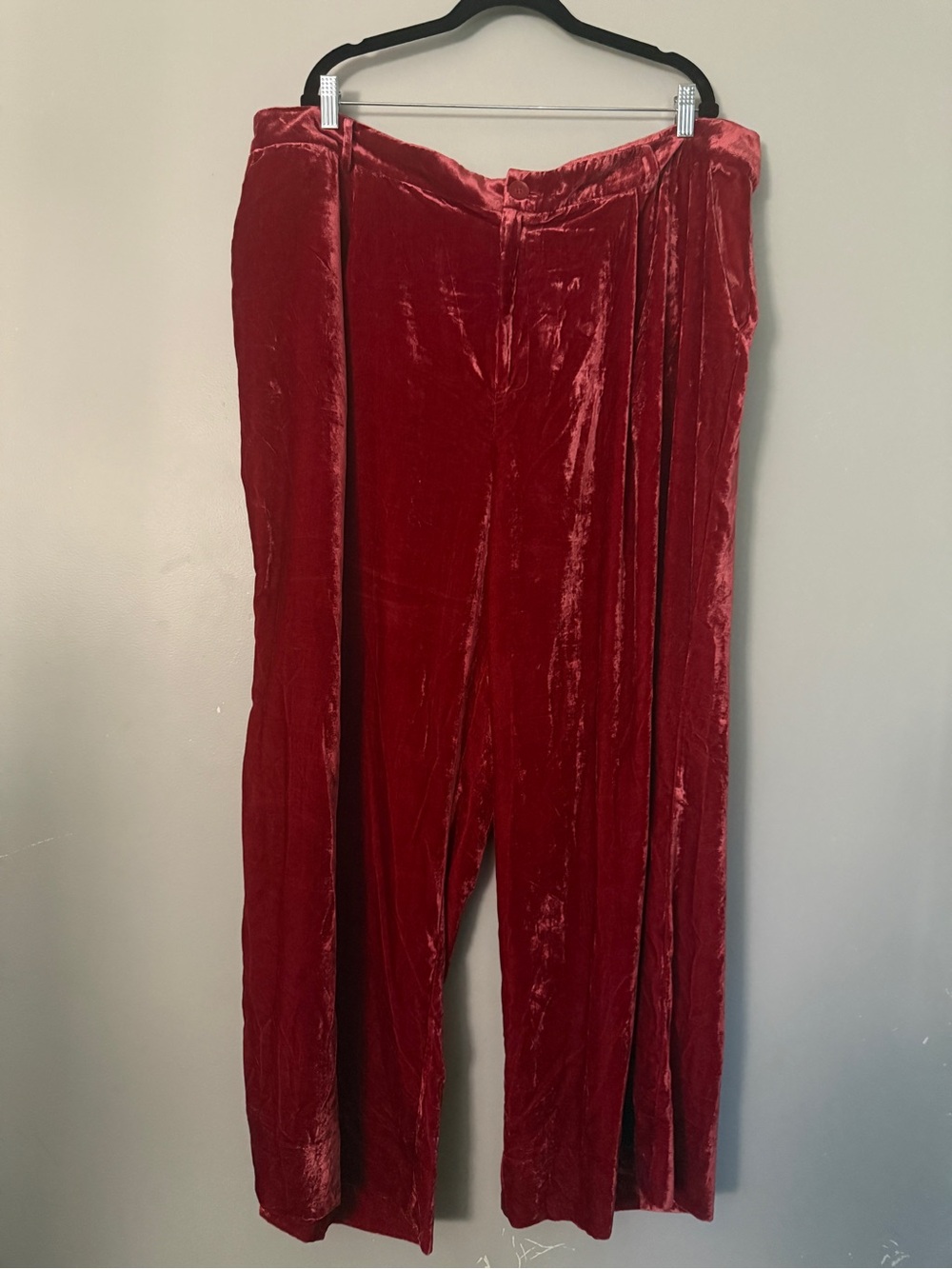Torrid Studio Brand Sz 22 Crushed Red Velvet Wide-Leg Woman’s Pants